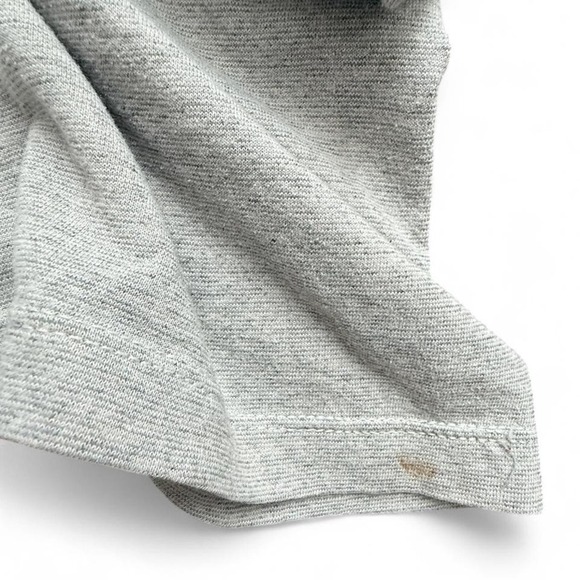 Disney The Lion King Hakuna Matata Tank Top Gray Women's M Graphic Tee - Picture 6 of 6